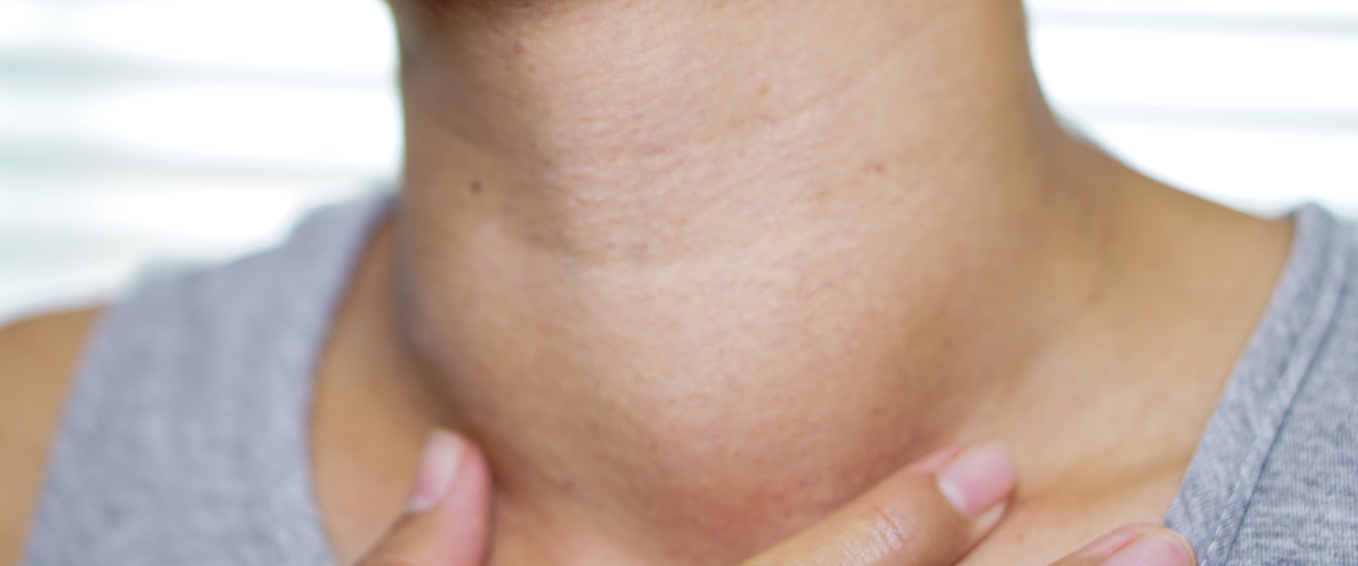 What Causes an Enlarged Thyroid Gland?